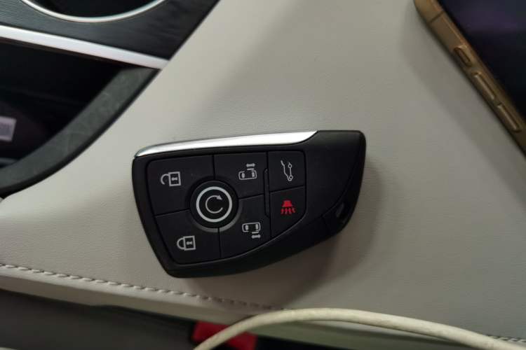 Used Buick GL8 2025 Lu Zun Deluxe Edition Vehicle Key