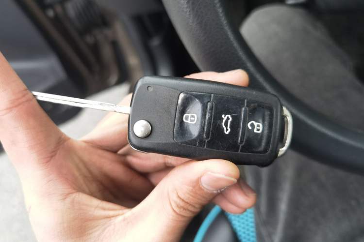 Used Volkswagen Gran Lavida 2013 1.6L Automatic Comfort Model
