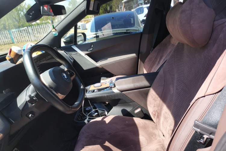 Used BMW iX 2022 xDrive40 Left Front Seat