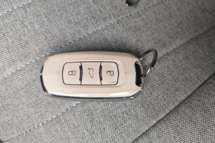 Used Geely Galaxy Panda 2023 Panda Mini 200km Endurance Bear Interior 1