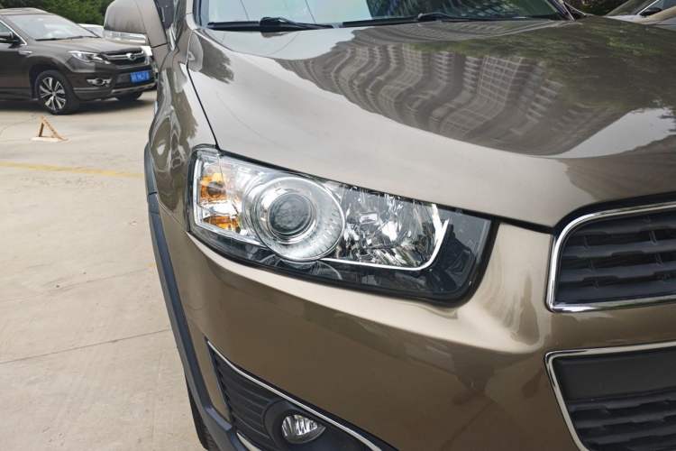 Used Chevrolet Captiva 2017 2.4L 4x4 Flagship Edition 7-Seater
