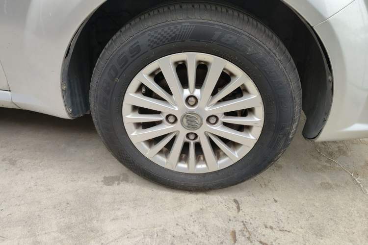 Used Buick Excelle 2015 1.5L Automatic Classic Model
