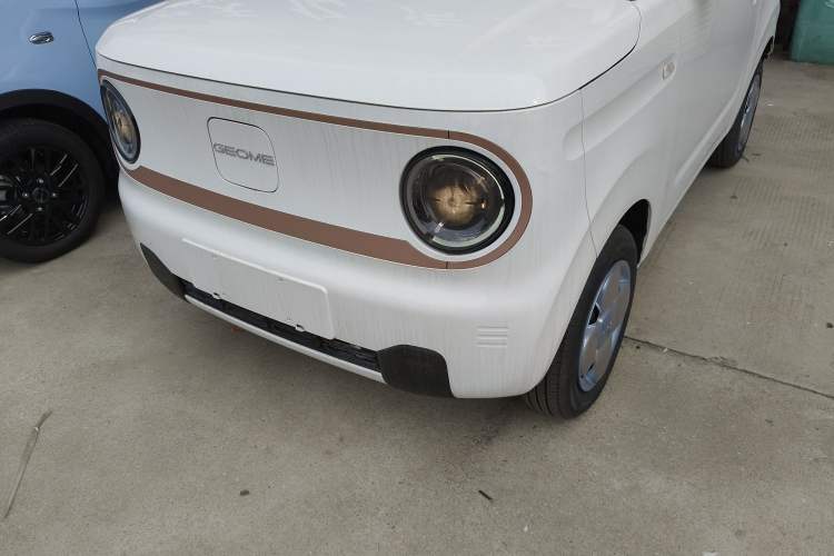 Used Geely Galaxy Panda 2024 Panda Mini 200km Endurance Bear
