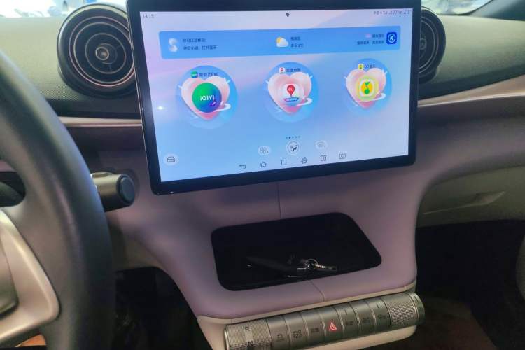 Used BYD Dolphin 2024 Honor Edition 420km Fashion Version Audio And AC Panel