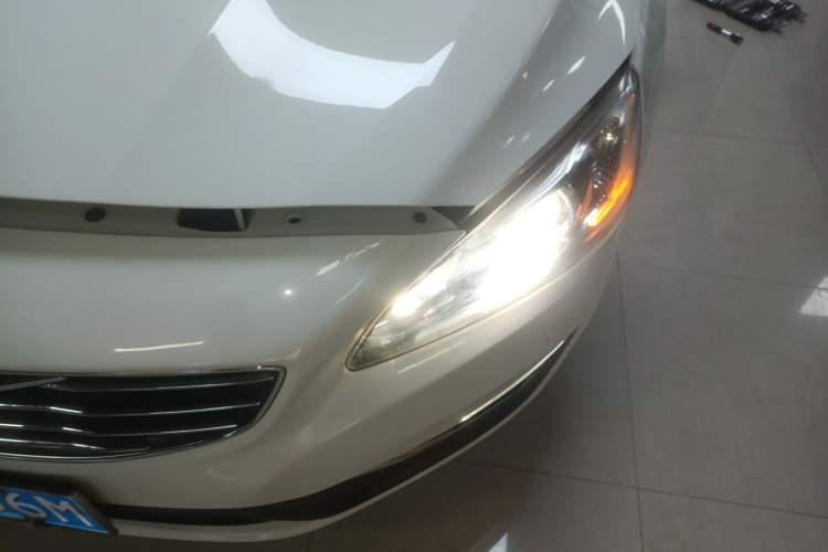 Used Volvo S60 2014 S60L 2.0T Zhiyuan Edition