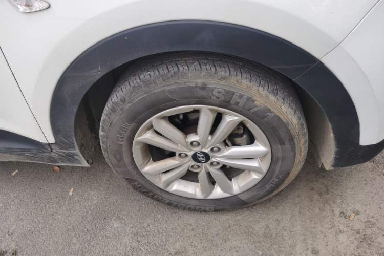 Used Hyundai ix25 2015 1.6L Manual Two-Wheel Drive Fashionable GS Model
