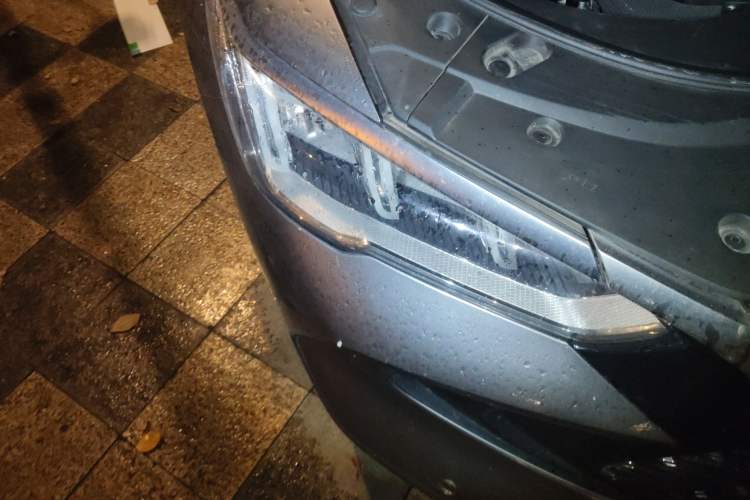 Used BYD Song Pro New Energy 2024 HONOR Edition DM-i 71KM Navigation Model Right Front Headlight