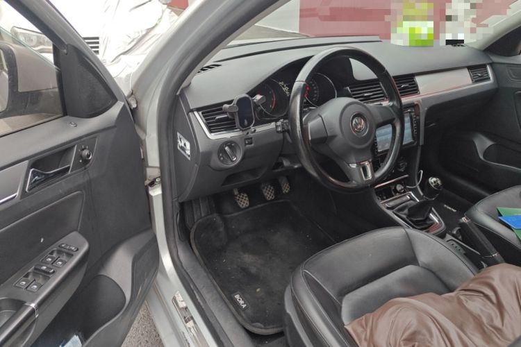 Used Volkswagen Bora 2014 1.6L Manual Comfort Model
