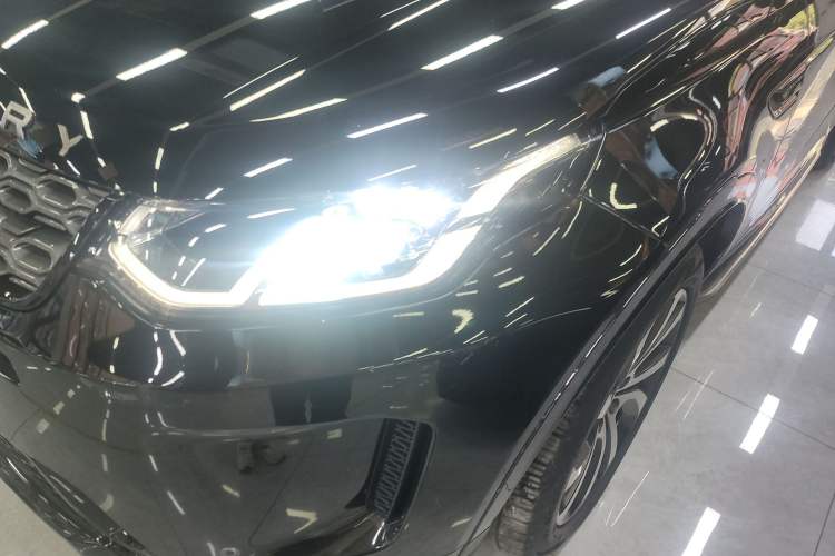 Used Land Rover Discovery Sport 2022 249 PS R-Dynamic S Performance Edition 5 Seats Left Front Headlight