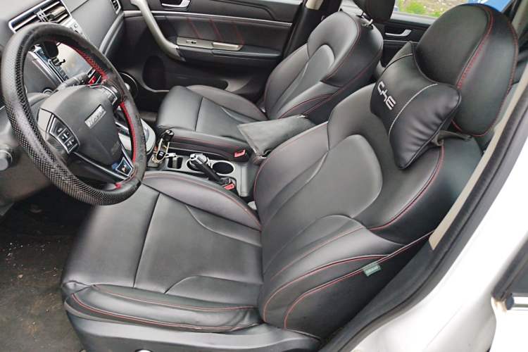 Used Haval H6 2015 Sport Edition 1.5T Automatic Two-Wheel Drive Luxury Model Left Front Seat