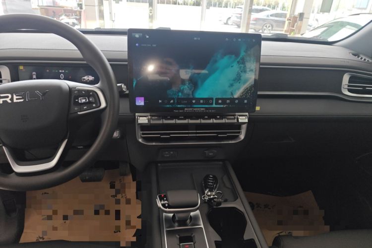 Used RELY Venucia R08 2025 Model 2.3T 8AT 2WD Diesel Long Box Trail Edition Audio And AC Panel