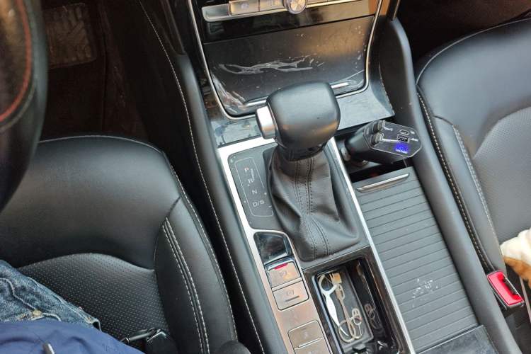 Used Roewe RX8 2019 30T Two-Wheel Drive Supreme Flagship Edition