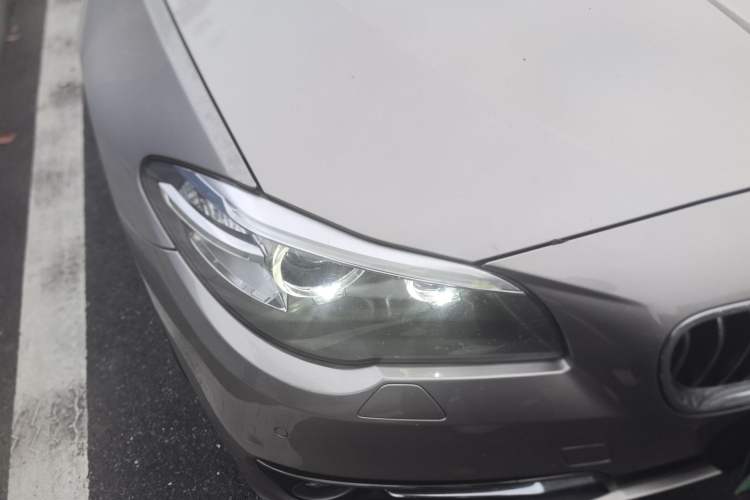 Used BMW 5 Series 2014 525Li Luxury Design Package
