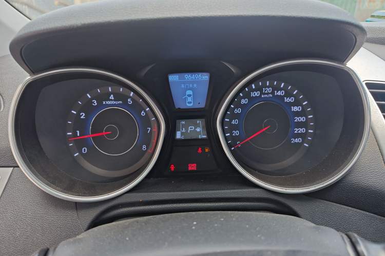 Used Hyundai Elantra (5th Generation / Langdong) 2016 1.6L Automatic Prestige Model Instrument Cluster
