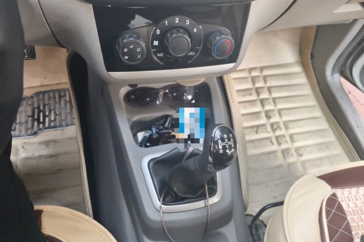 Used BAIC Weiwang M20 2014 1.5L Comfort version DAM15DL
