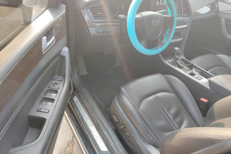 Used Hyundai Sonata Plug-in Hybrid 2018 2.0 PHS Smart Connect Version China VI Standard Driver Seat