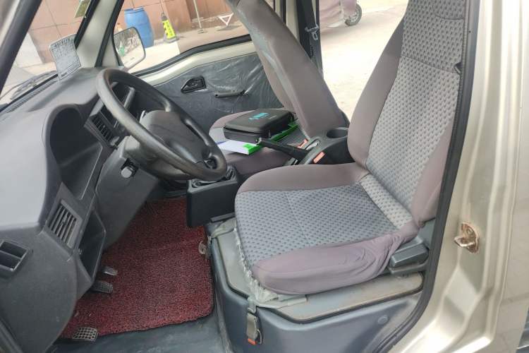 Used Wuling Zhiguang 2013 1.0L Practical Version
