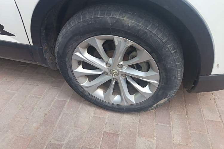 Used Brilliance V3 2015 1.5L Manual Base Version
