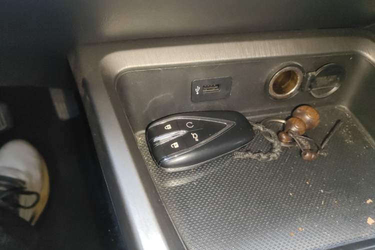 Used Changan CS35PLUS 2021 Revised Version Blue Whale NE 1.4T DCT Luxury Edition
