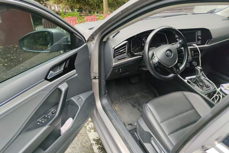 Used Volkswagen Sagitar 2019 280TSI DSG Comfort Version China V Standard Driver Seat