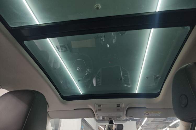 Used Volkswagen Golf Sportsvan 2019 280TSI Automatic Trendy Model China VI Standard Headliner