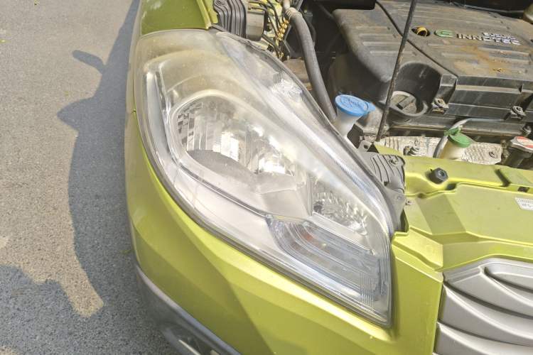 Used Suzuki S-Cross 2014 1.6L CVT Two-Wheel Drive Entry Model