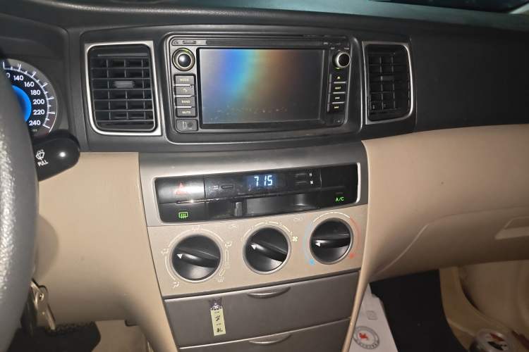 Used Toyota Corolla EX 2013 1.6L Automatic Luxury Edition
