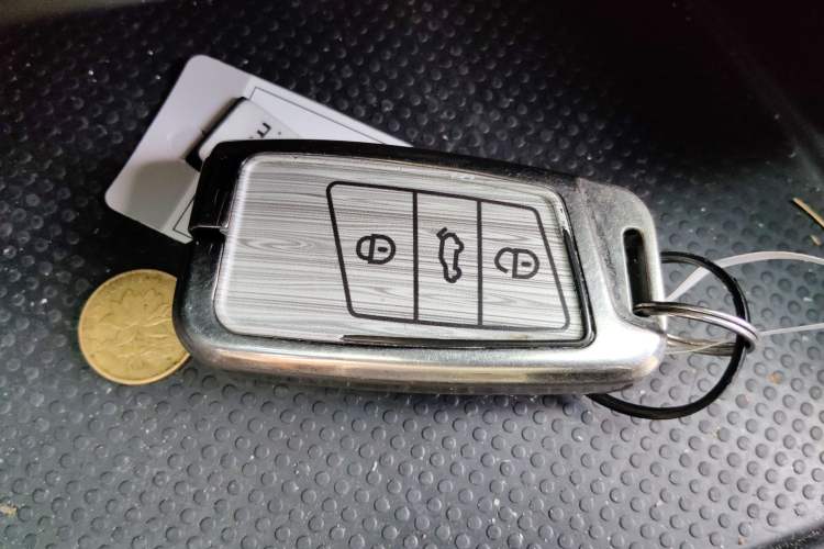 Used Volkswagen Passat 2019 280TSI Business Edition China VI Vehicle Key