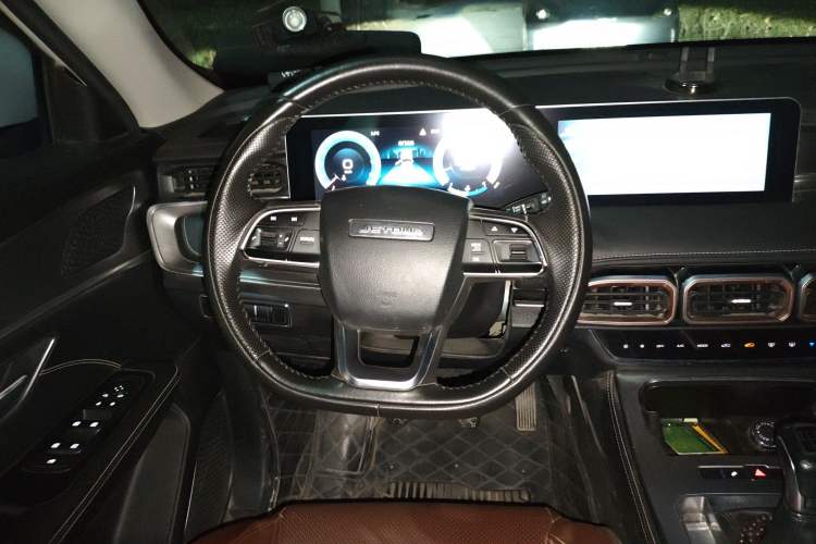 Used JETOUR X70 PLUS 2021 1.5T Manual Wind 7-Seater
