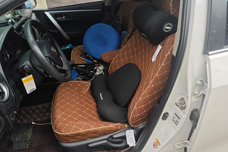 Used Toyota Corolla 2017 Revised Dual-Engine 1.8L E-CVT Leading Edition
