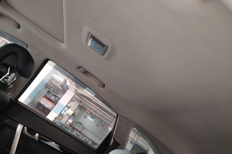 Used Chevrolet Captiva 2014 2.4L 4x4 Flagship Edition 7 Seats