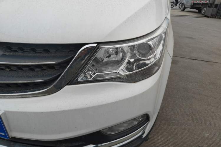 Used Baojun 730 2016 1.5L Manual Comfort Version 7 Seats China V Emission Standard