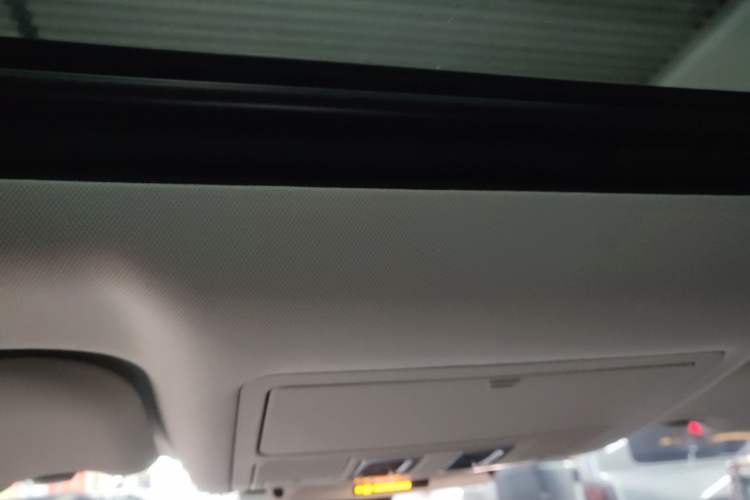 Used Jaguar XE 2017 2.0T 200 PS R-Sport
