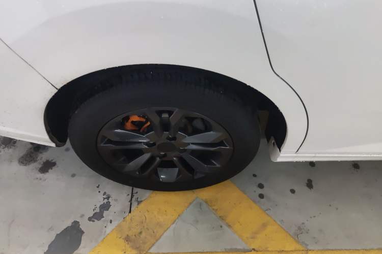 Used Dongfeng Aeolus Yixuan 2023 Mach Edition 1.5L Automatic Chasing Shadow Version
