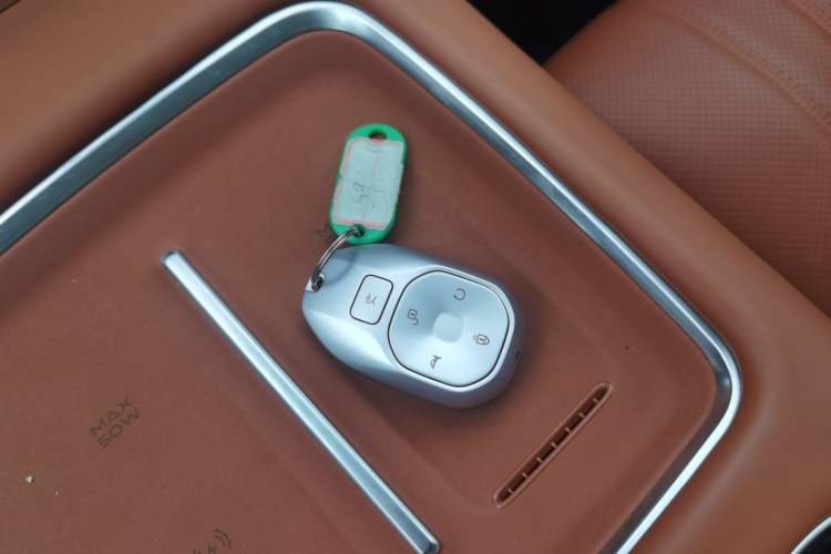 Used GAC Trumpchi S9 2025 Model Qiankun Ultra 6-Seater