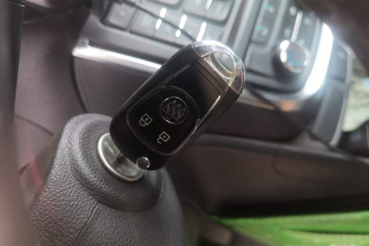 Used Buick Encore 2015 1.4T Manual Two-Wheel Drive Urban Advanced Model
