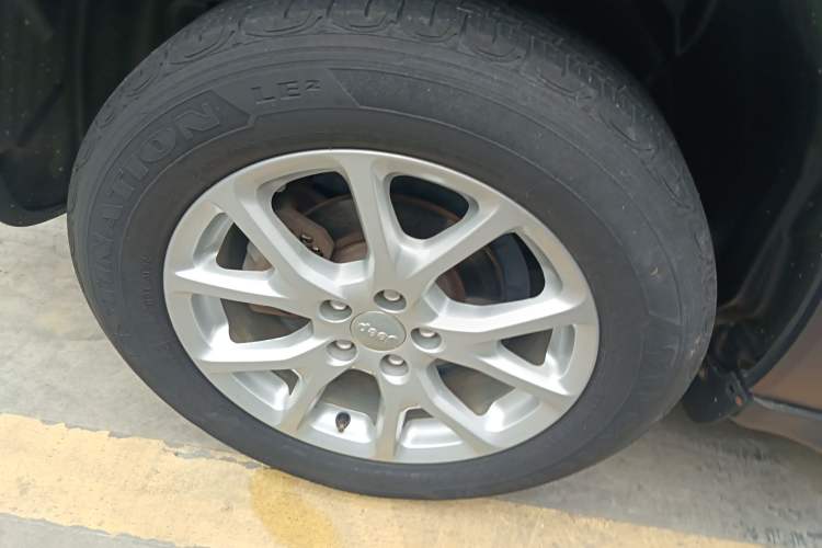 Used Jeep Cherokee 2016 2.4L Leading Edition