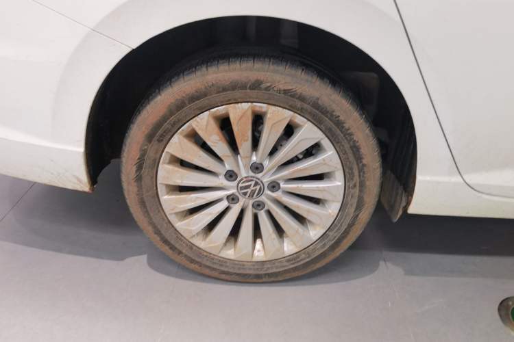 Used Volkswagen Lavida 2022 1.5L Automatic Comfort Edition
