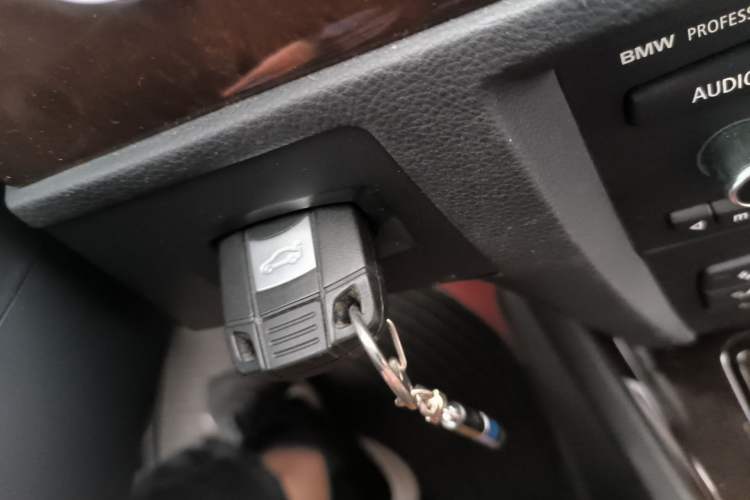 Used BMW 3 Series 2011 320i Sport Edition
