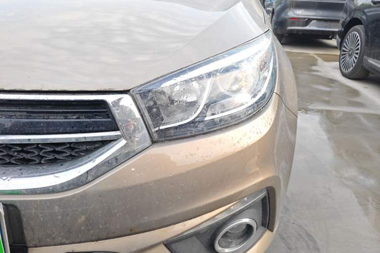 Used Chery Tiggo 3 2015 1.6L Manual Zhishang Commemorative Edition
