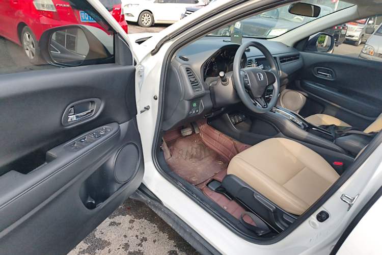 Used Honda Vezel 2020 220 TURBO CVT Elite Edition