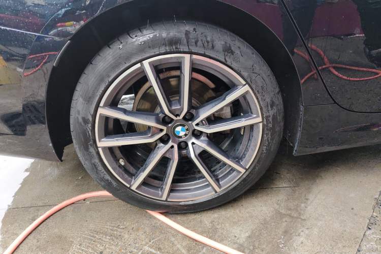 Used BMW 3 Series 2021 Facelifted 320Li M Sport Package Exterior 5