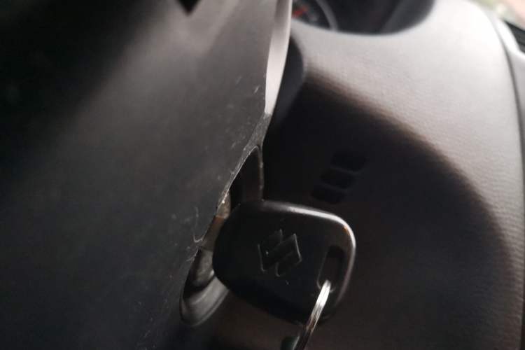 Used Suzuki Swift 2016 1.5L Automatic Fashionable Coolplay Edition
