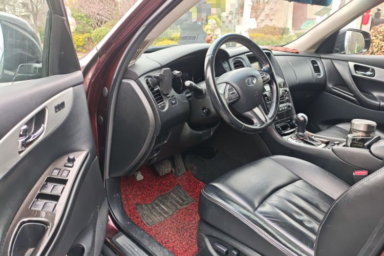 Used Infiniti QX50 2015 2.5L Luxury Edition
