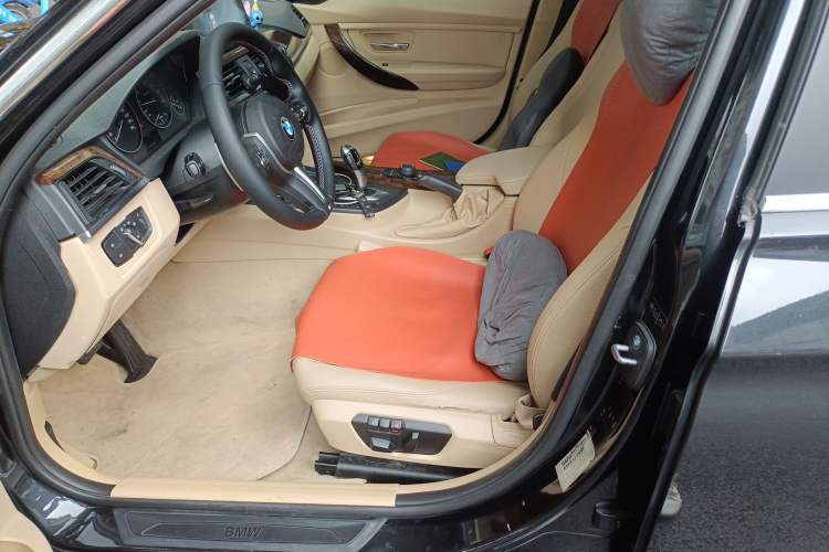 Used BMW 3 Series 2013 320Li Fashion Model
