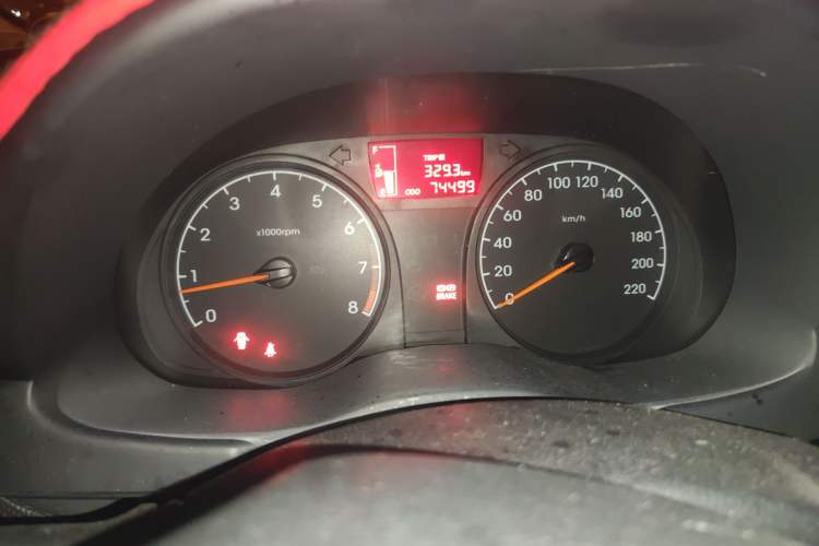 Used Hyundai Verna (older generation) 2014 1.4L Manual Smart GLS Trim Instrument Cluster