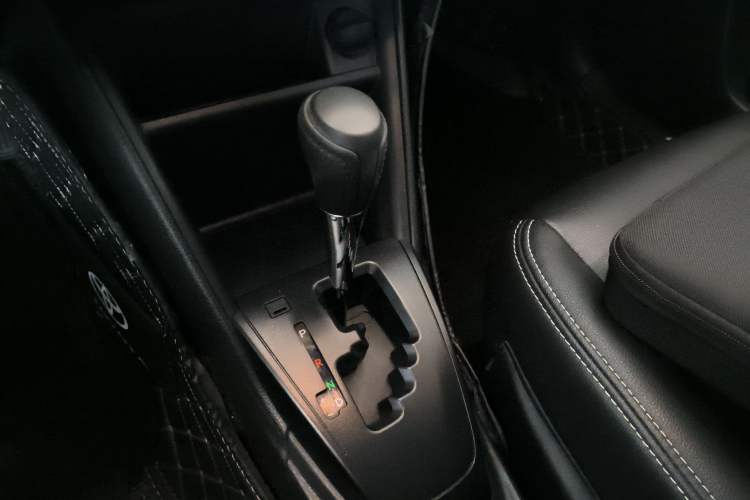 Used Toyota Vios 2021 1.5L CVT Innovation Edition Gear Lever