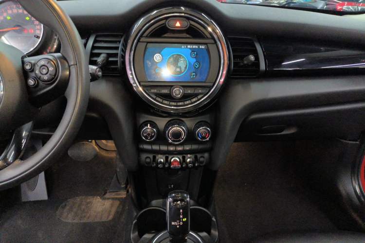 Used MINI 2019 1.5T ONE PLUS Five-Door Edition
