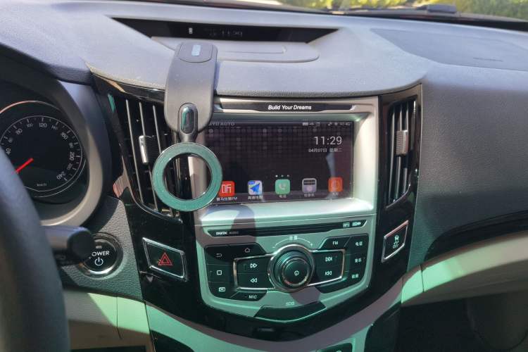 Used BYD e5 2018 450 Smart Connect Enjoyment Version Audio And AC Panel