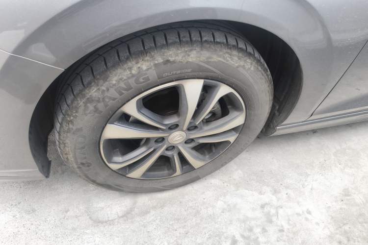 Used CHANGAN Eado 2022 PLUS Blue Whale NE 1.4T GDI DCT Prestige Edition Left Front Wheel Hub